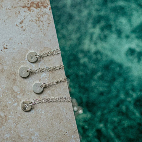 Silver Disc Necklace | Wave